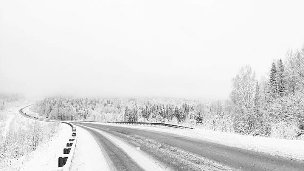 https://www.wallpaperflare.com/white-snow-winter-trees-road-minimalism-forest-monochrome-wallpaper-cotar